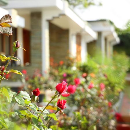 Elysium Garden Hotel Munnar Bagian luar foto