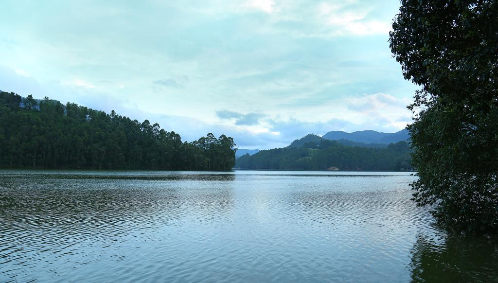 Elysium Garden Hotel Munnar Bagian luar foto
