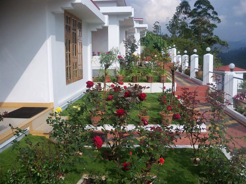 Elysium Garden Hotel Munnar Bagian luar foto