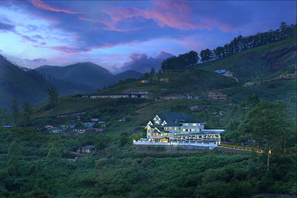 Elysium Garden Hotel Munnar Bagian luar foto