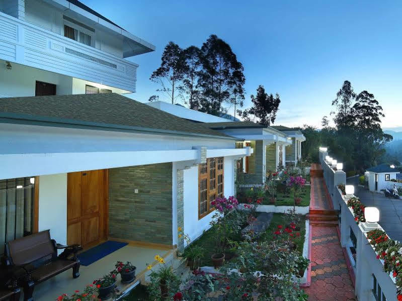 Elysium Garden Hotel Munnar Bagian luar foto