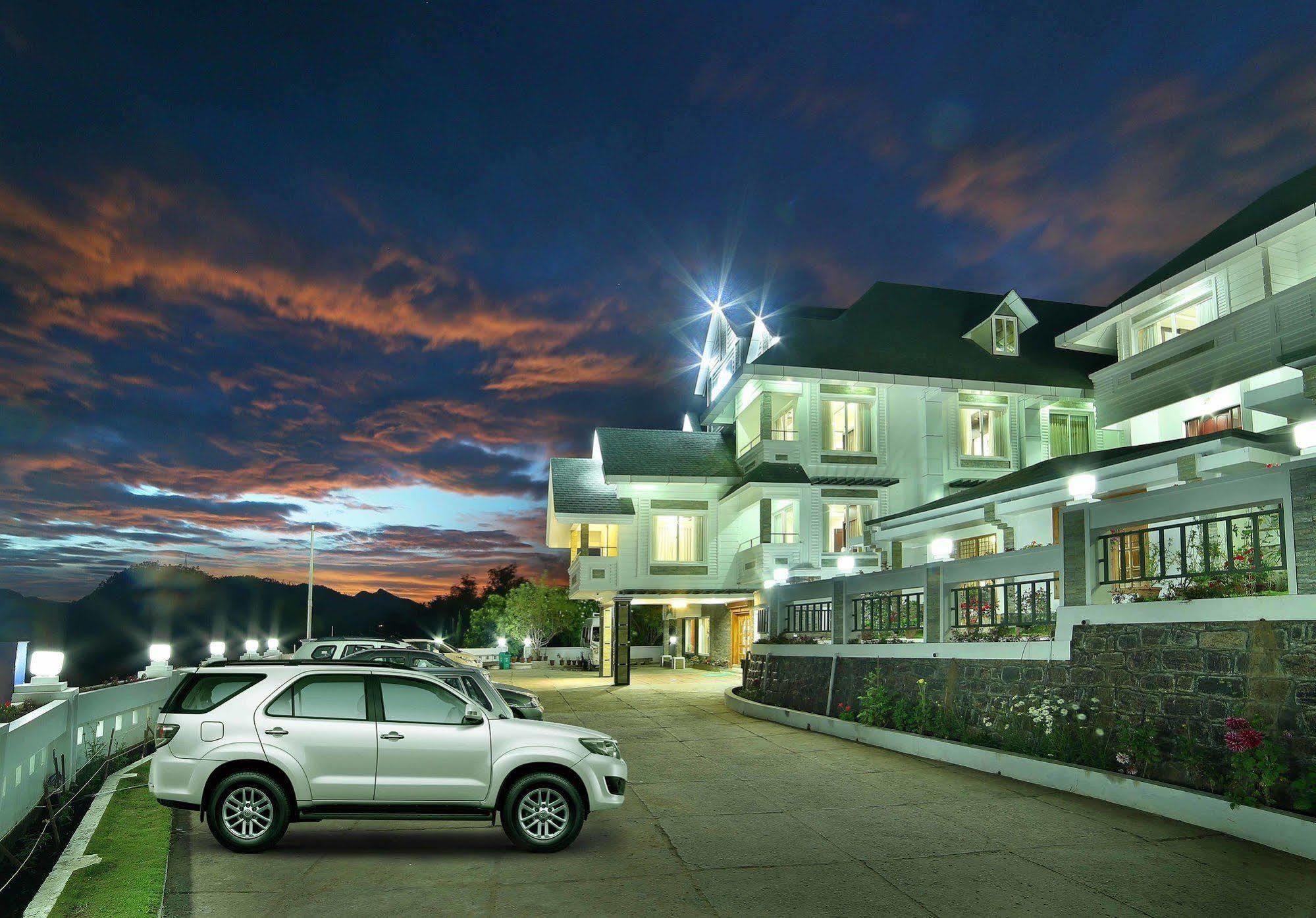 Elysium Garden Hotel Munnar Bagian luar foto