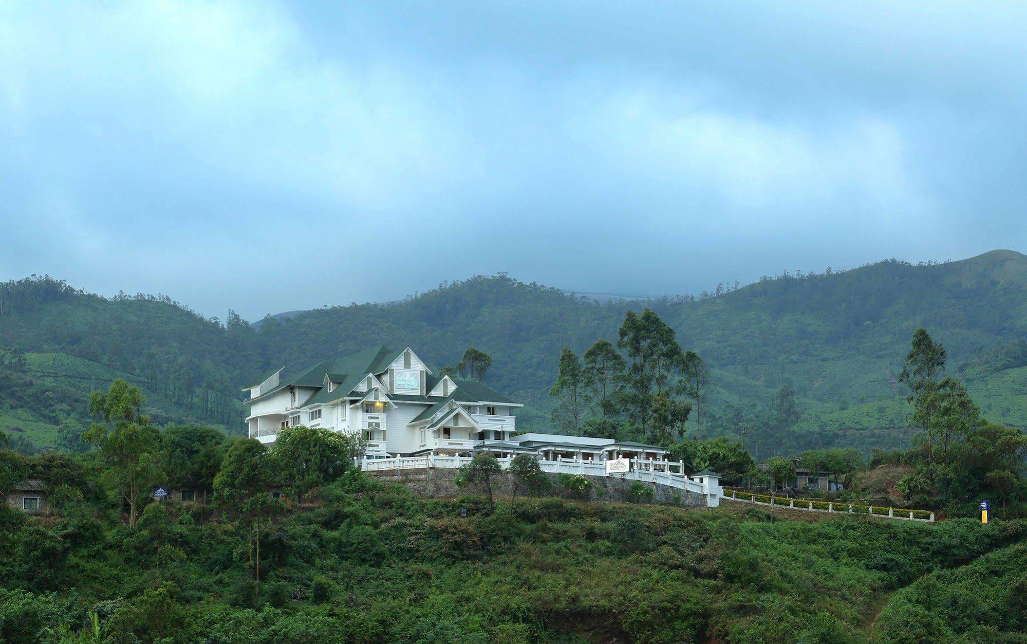 Elysium Garden Hotel Munnar Bagian luar foto