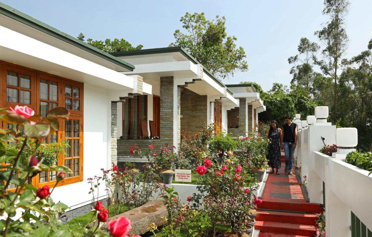Elysium Garden Hotel Munnar Bagian luar foto
